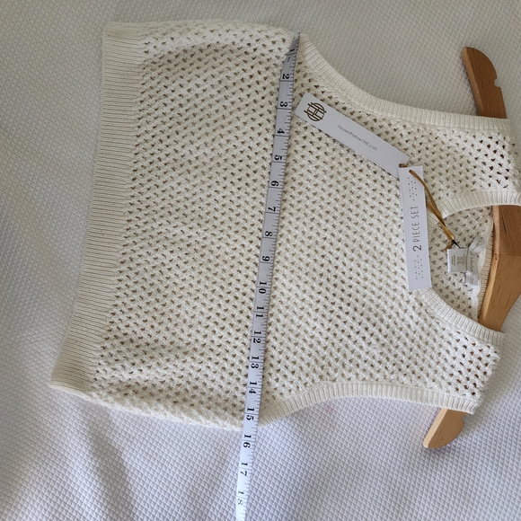 House of Harlow 1960 Ivory Knit Sweater Crochet Pant Set - Picture 10 of 16